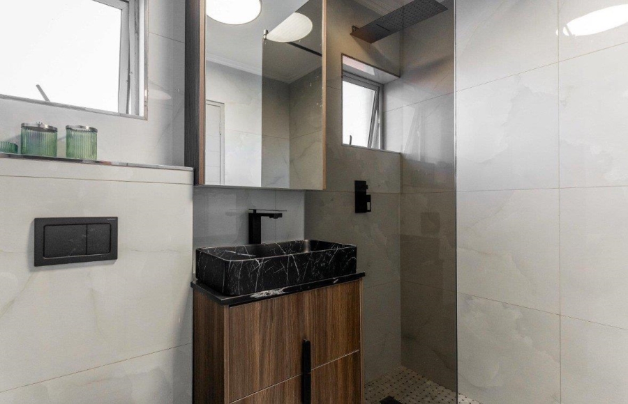 4 Bedroom Property for Sale in Beachfront Western Cape